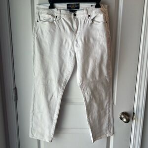 Lucky Brand Women's White Sofia capri Jeans. Size 14
